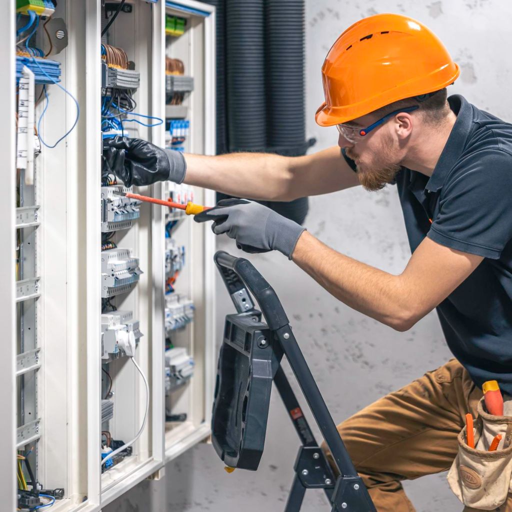 SwiftFix|Electrician Repair Services